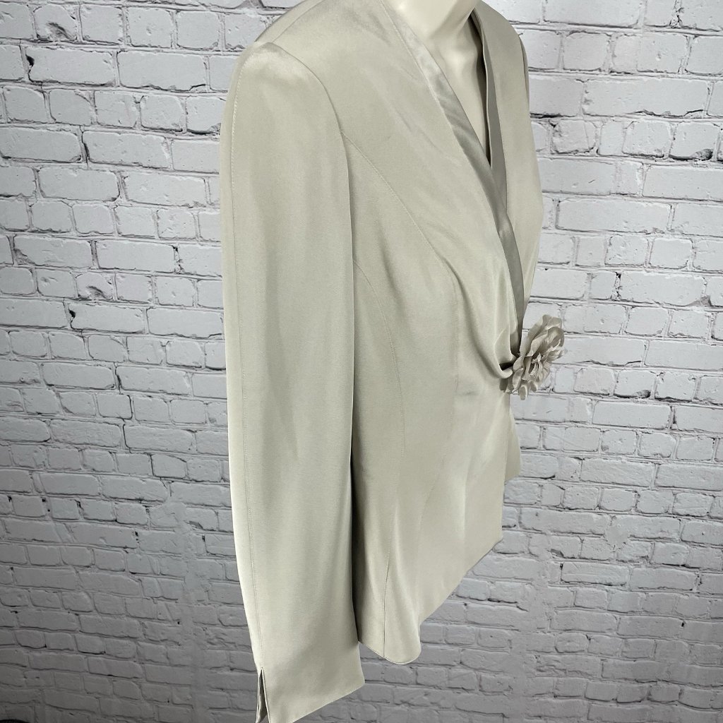Stanley Korshak Beige 100% Silk Floral Accent Lined Jacket Usa Made Size Medium — image 8 of 8